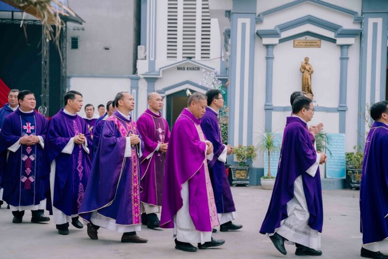 fb-732768673513037_1169925395264343