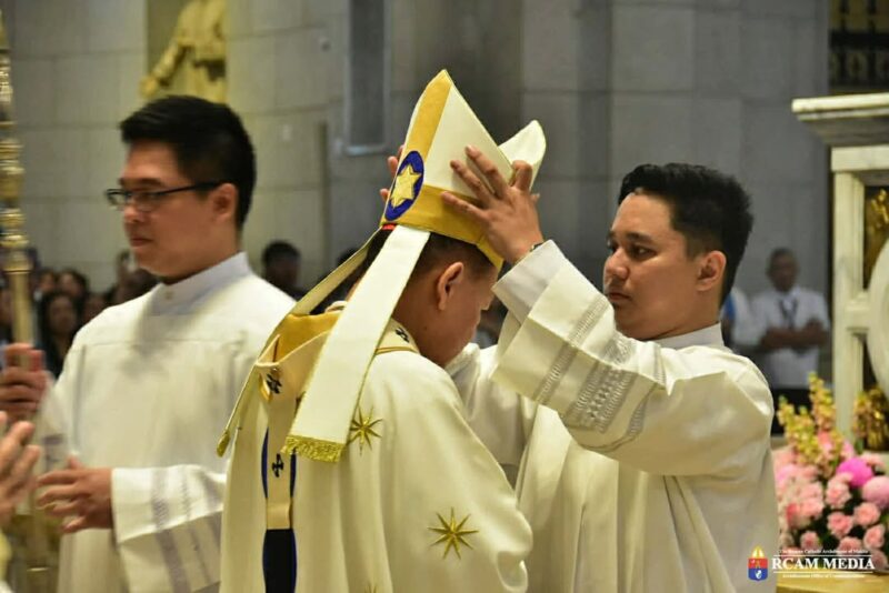 fb-104845338955723_863454583099468