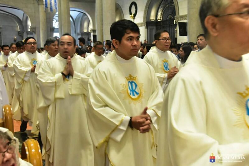 fb-104845338955723_863454583099468