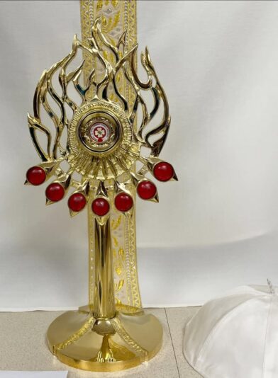 fb-325330457584074_1285686010268893