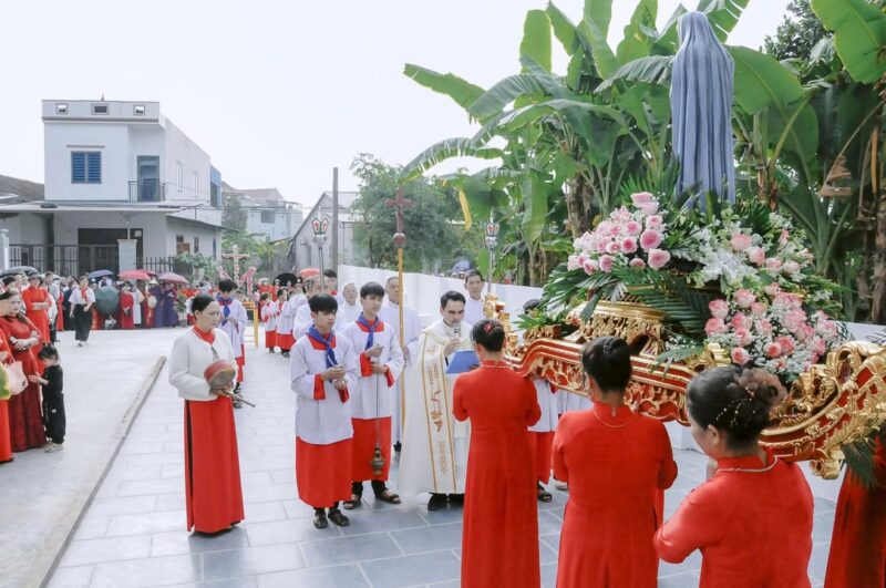 fb-732768673513037_1170515285205354