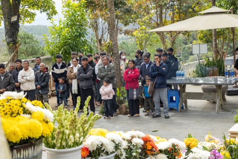 fb-355197651262616_1351367133685373