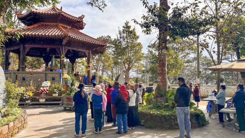 fb-355197651262616_1351362040352549