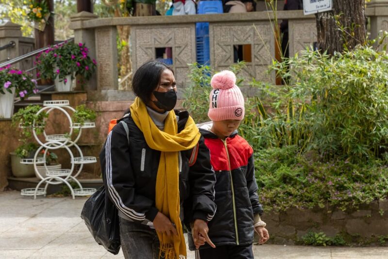 fb-355197651262616_1351367133685373