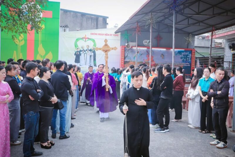 fb-104570015177619_878903481312066