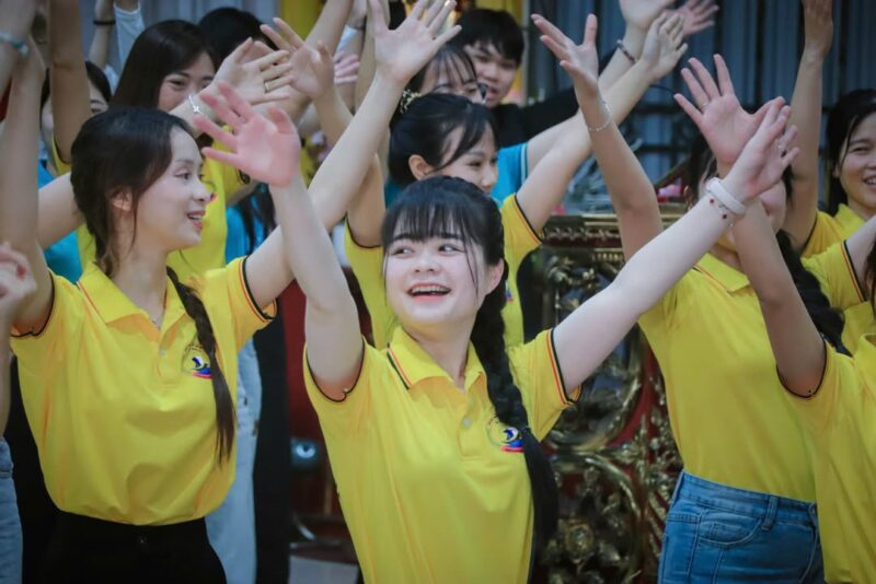 fb-104570015177619_878903481312066