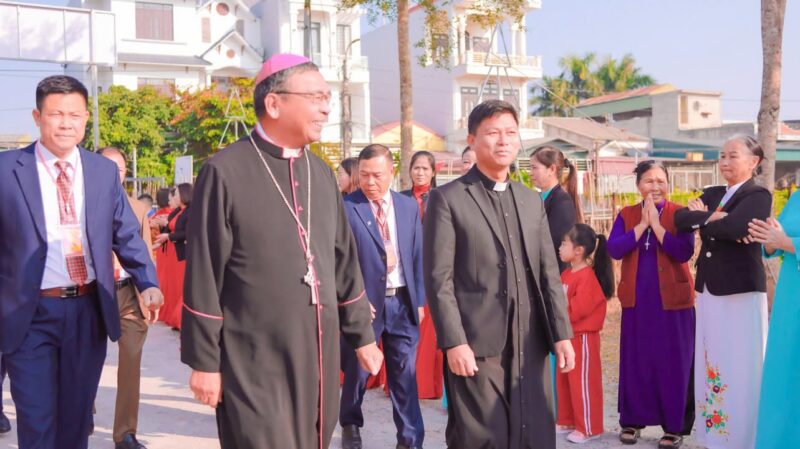 fb-104570015177619_878958581306556