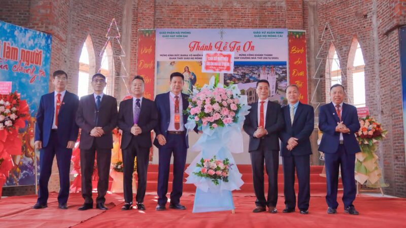 fb-104570015177619_878958581306556