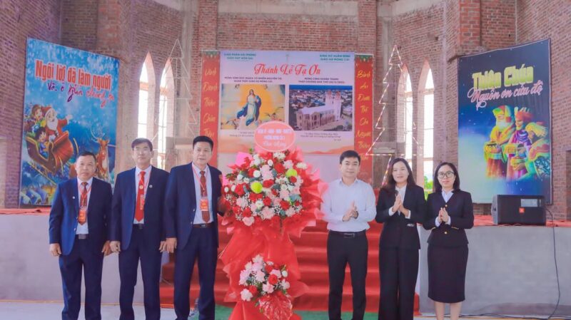 fb-104570015177619_878958581306556