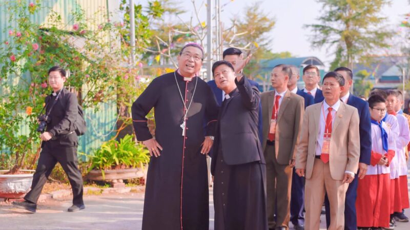 fb-104570015177619_878958581306556