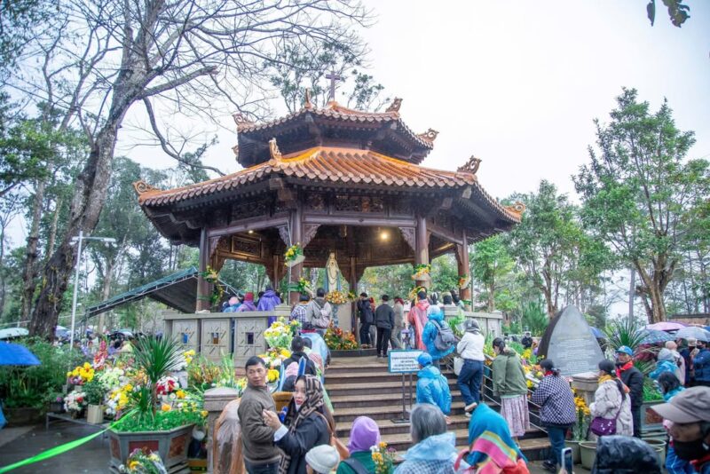 fb-355197651262616_1352056710283082