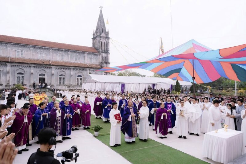 fb-1578851229095483_1264611359043436