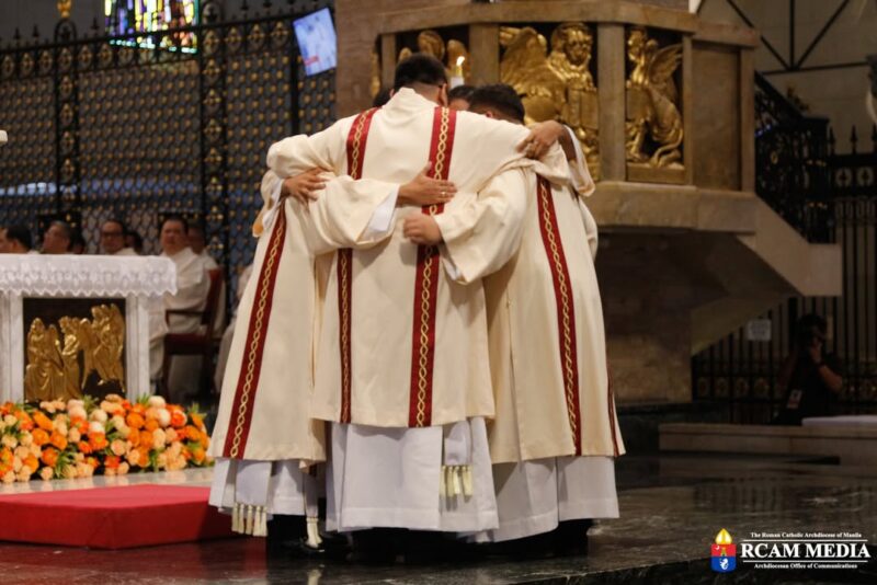 fb-104845338955723_864083286369931