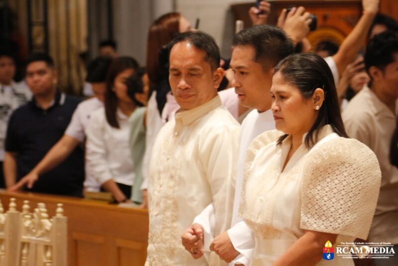 fb-104845338955723_864083286369931