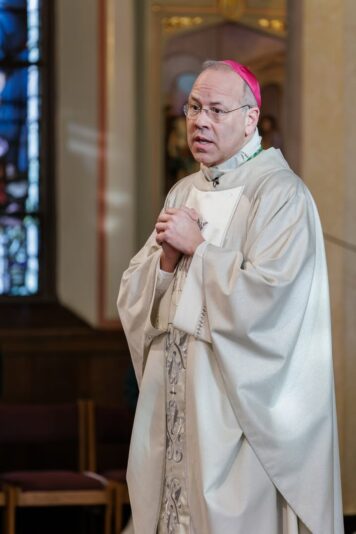 fb-424801330909662_1292368729583468