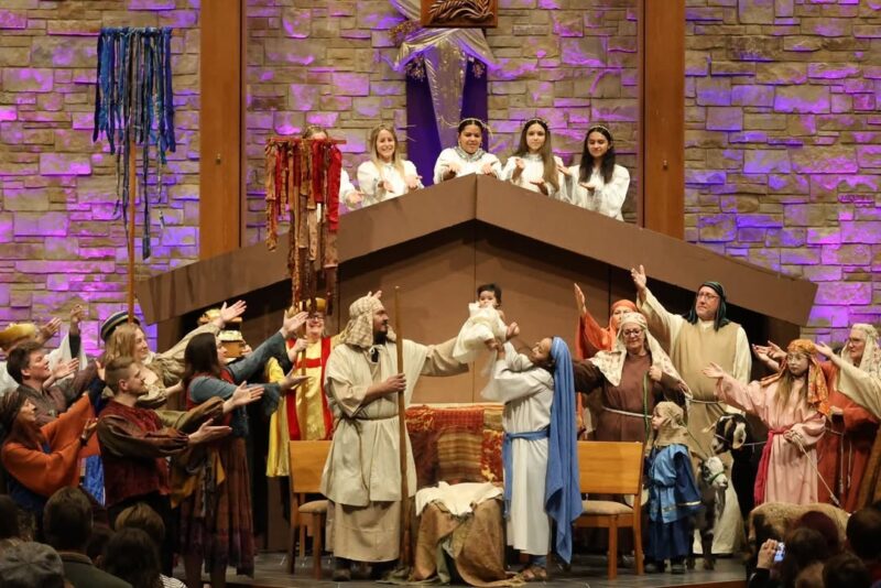 fb-355703527834405_1322233319947470