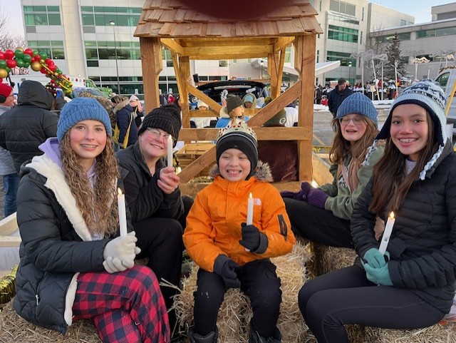 fb-355703527834405_1322313363272799