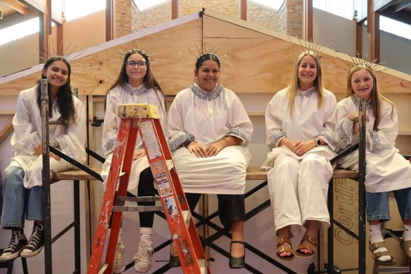 fb-355703527834405_1322233319947470