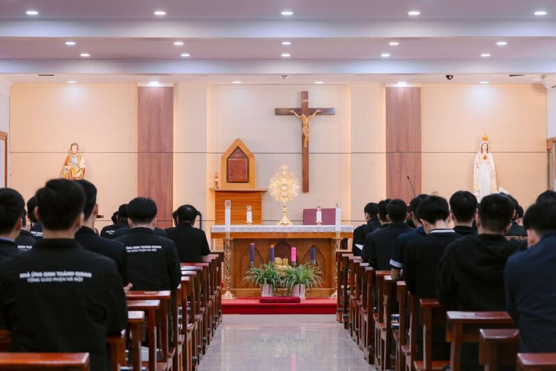 fb-1578851229095483_1264640975707141