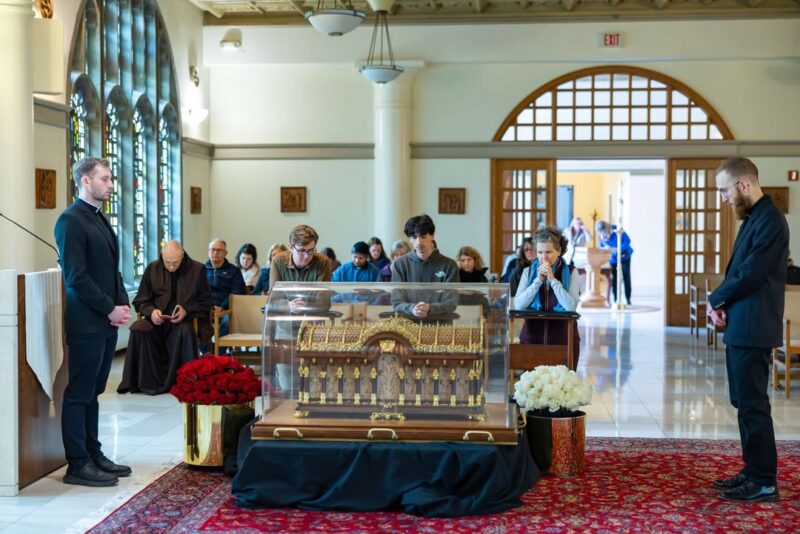 fb-168358359553_1212093424354429