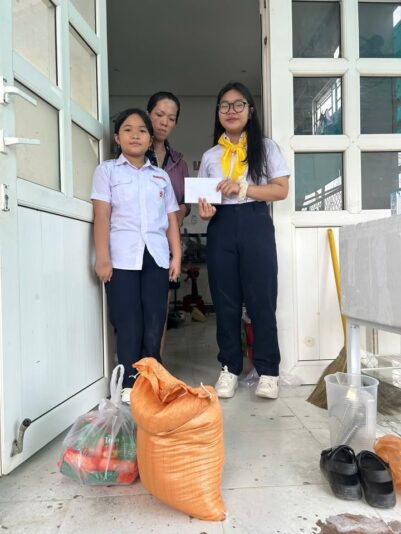 fb-422222558355253_1302615655242231