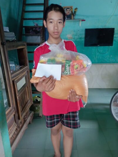 fb-422222558355253_1302615655242231