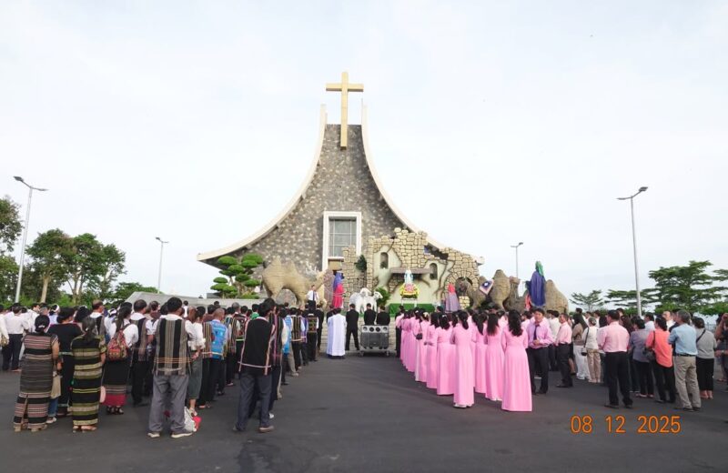 fb-585442494803518_1272995098198370