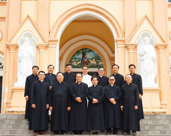 fb-285328895298373_864743992961184