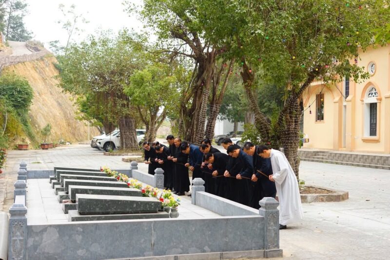 fb-285328895298373_864743992961184