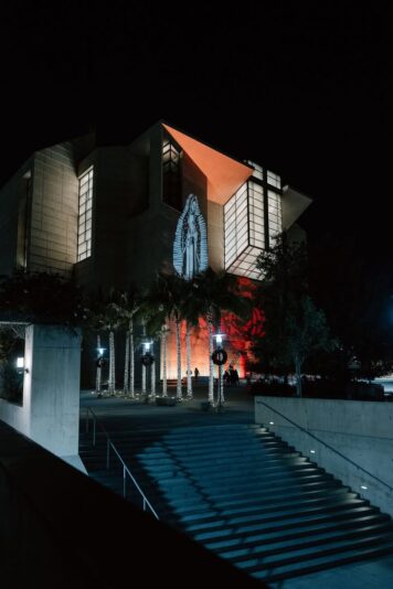 fb-124319130912226_1297764885729270