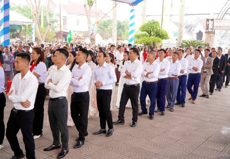 fb-285328895298373_864907449611505