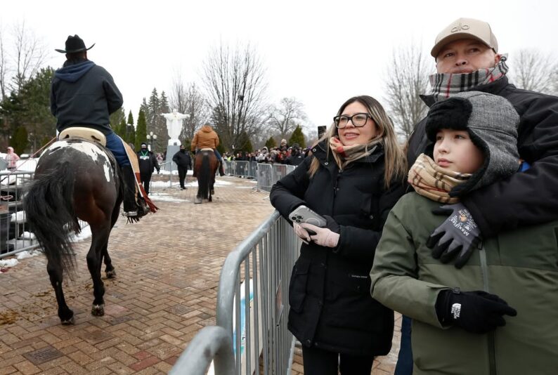 fb-127530903940386_1327133196111962