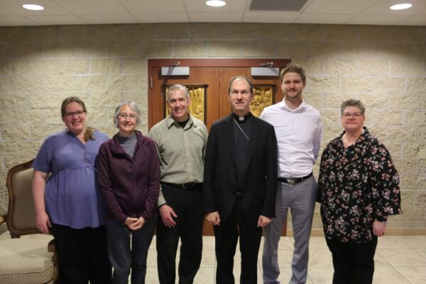 fb-237429376316965_1310790864422882