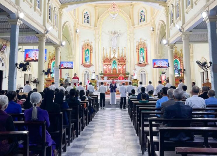 fb-732768673513037_1172522615004621