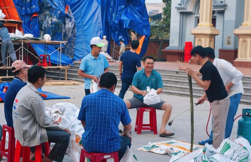 fb-732768673513037_1172633911660158