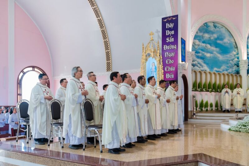 fb-161015470626458_1270944155069656