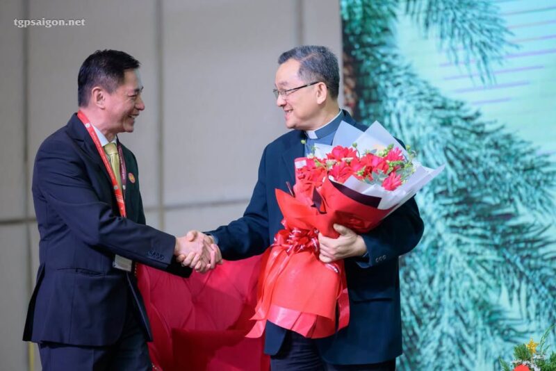 fb-732768673513037_1173106361612913