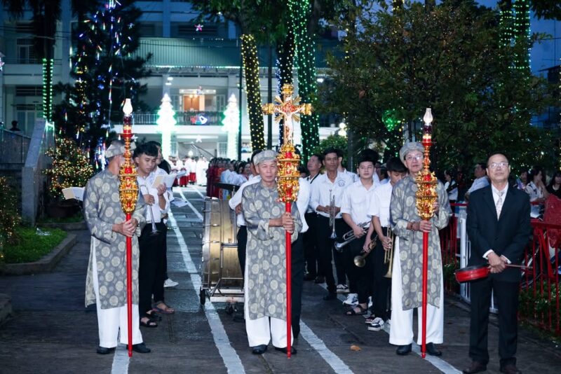 fb-585442494803518_1274685371362676