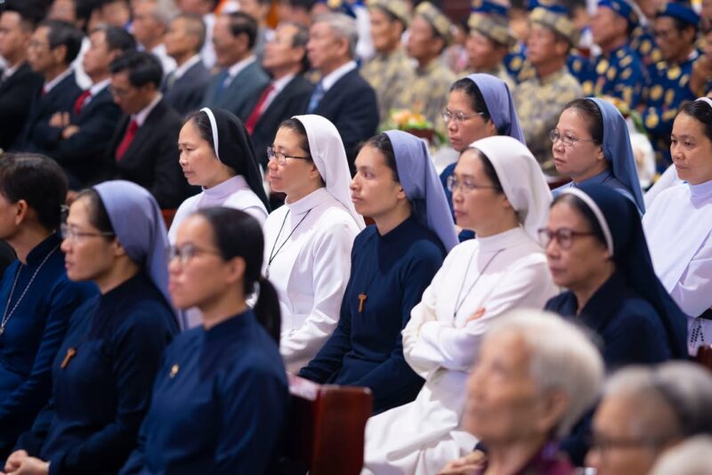 fb-585442494803518_1274685371362676