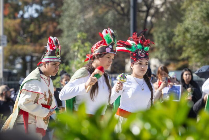 fb-178757502156824_1178195257787043