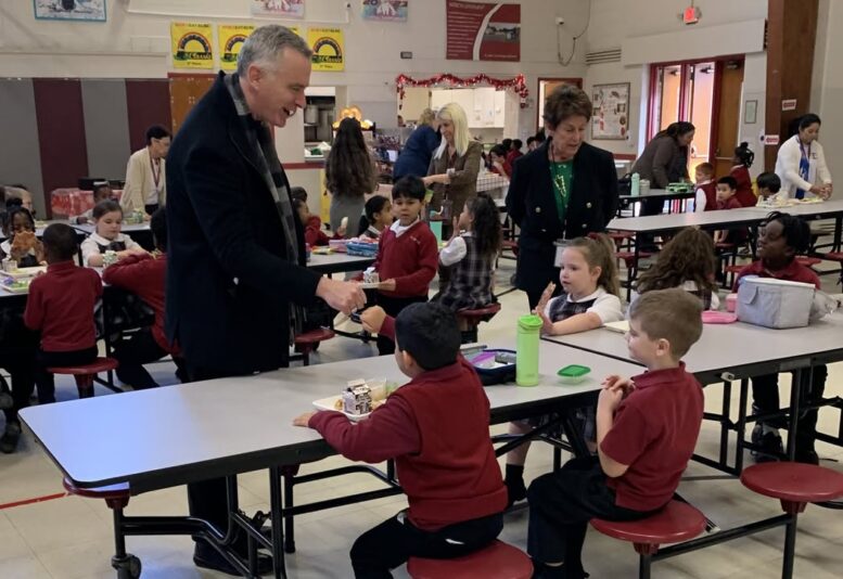 fb-1094082193990443_1316821360487664