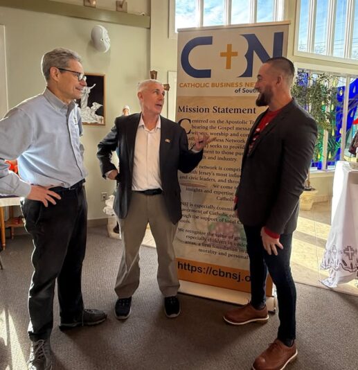 fb-1094082193990443_1316845107151956