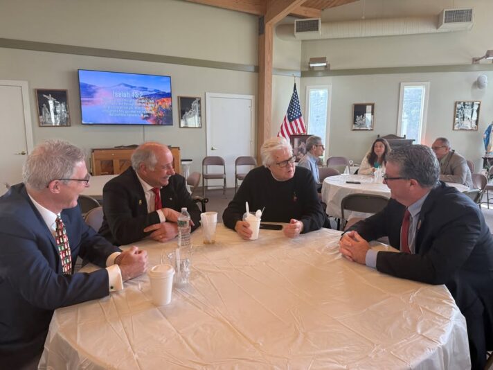 fb-1094082193990443_1316845107151956