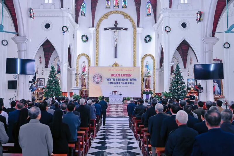 fb-1578851229095483_1267822198722352