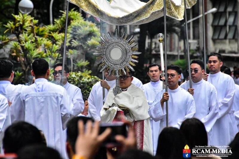 fb-104845338955723_867173536060906