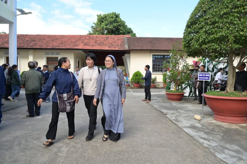 fb-355197651262616_1356559173166169