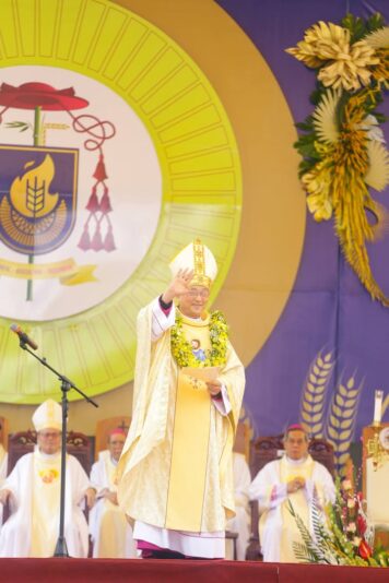 fb-732768673513037_1174510888139127