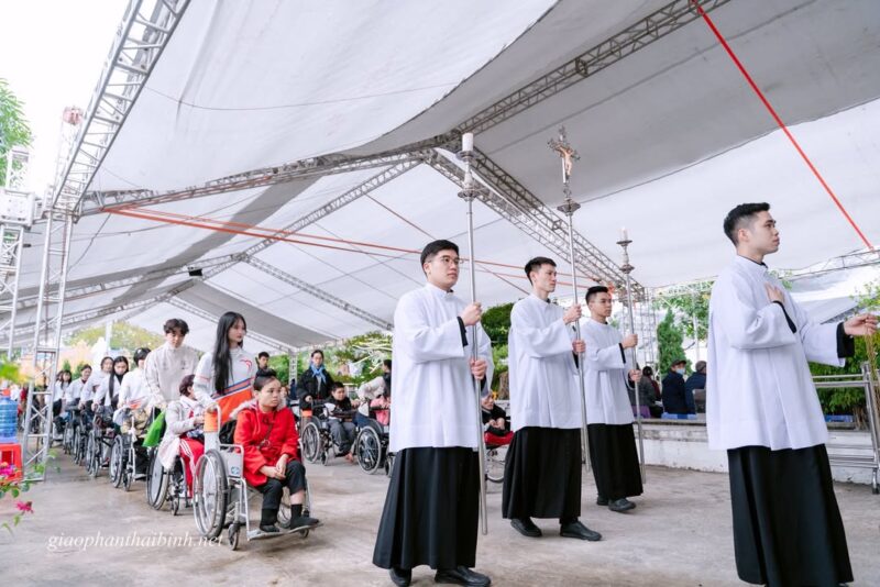 fb-195381603856169_1294853046001892