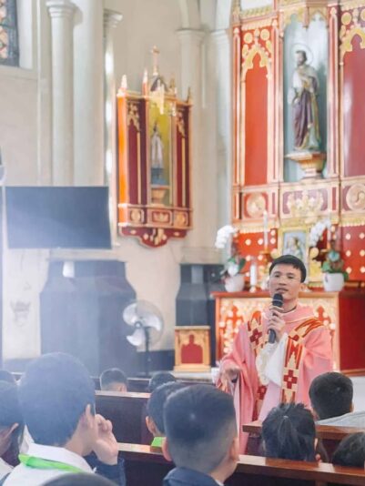 fb-104570015177619_883384217530659