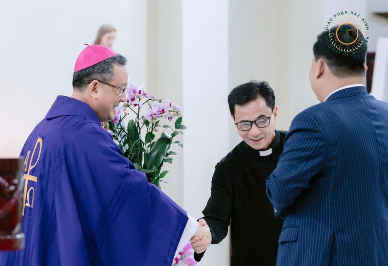 fb-732768673513037_1174903584766524